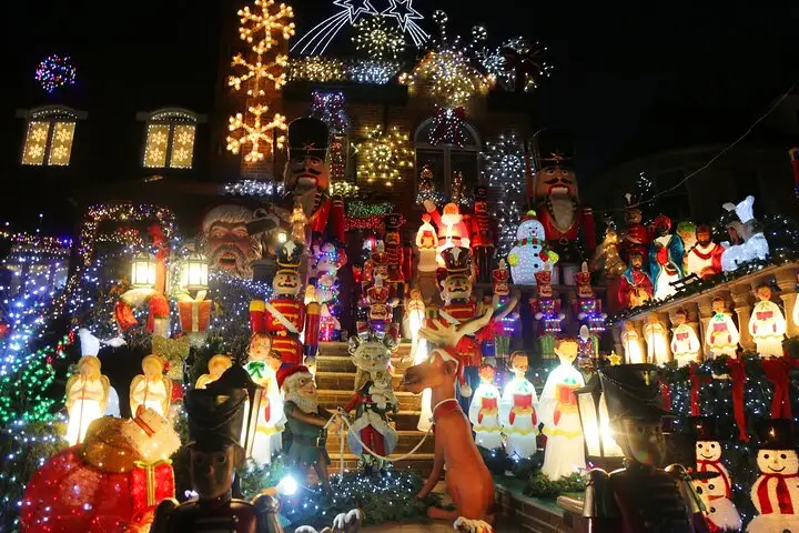 Tour de Navidad por las Luces de Dyker Heights desde Times Square