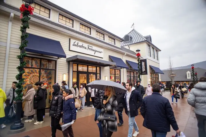 Tour privado de compras desde Nueva York a Woodbury Common Premium Outlets