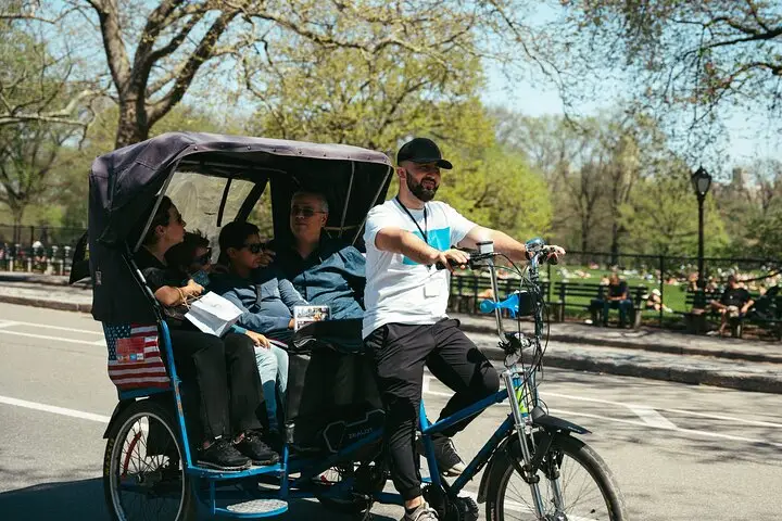 Tour privado guiado en bicitaxi por Central Park