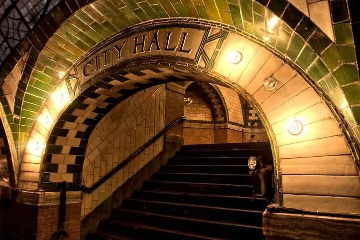 Tour privado en metro de la ciudad de Nueva York con un local