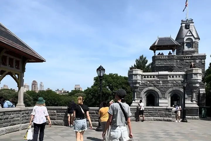 Tour privado a pie por Nueva York: Información local, historia y comida