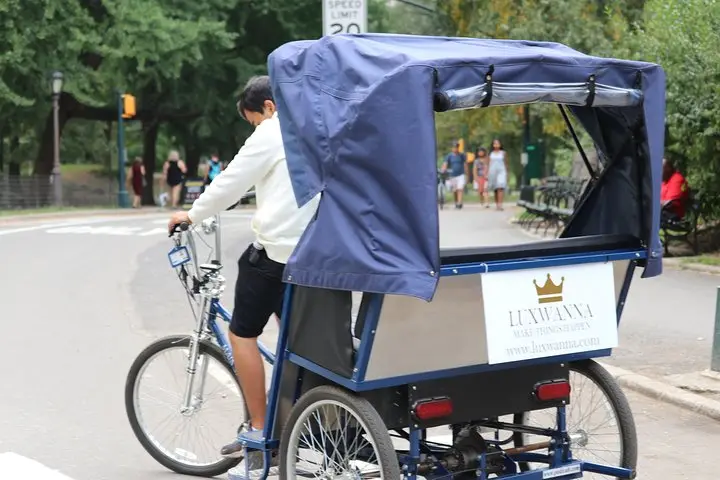 Tour VIP (todo el recorrido del parque hasta 2 horas y media con paradas ilimitadas)