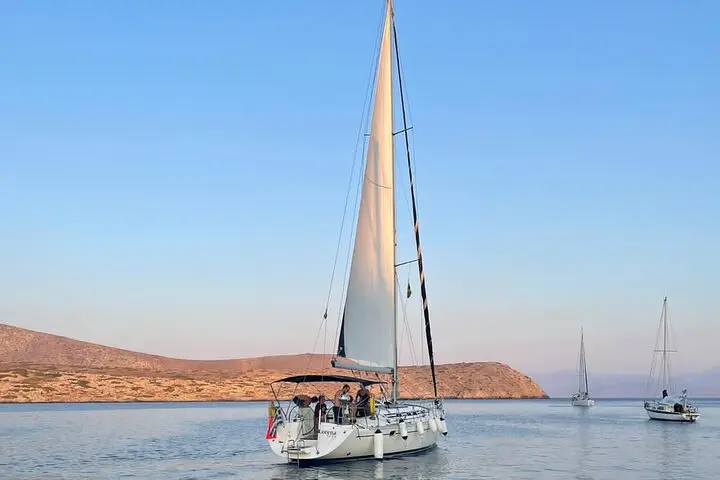 Viaje en velero a Isla Dia - Todo Incluido