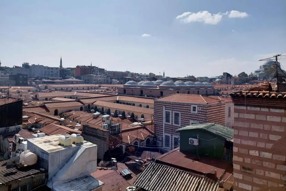 El Gran Bazar de Estambul: De los tejados a los pasadizos secretos