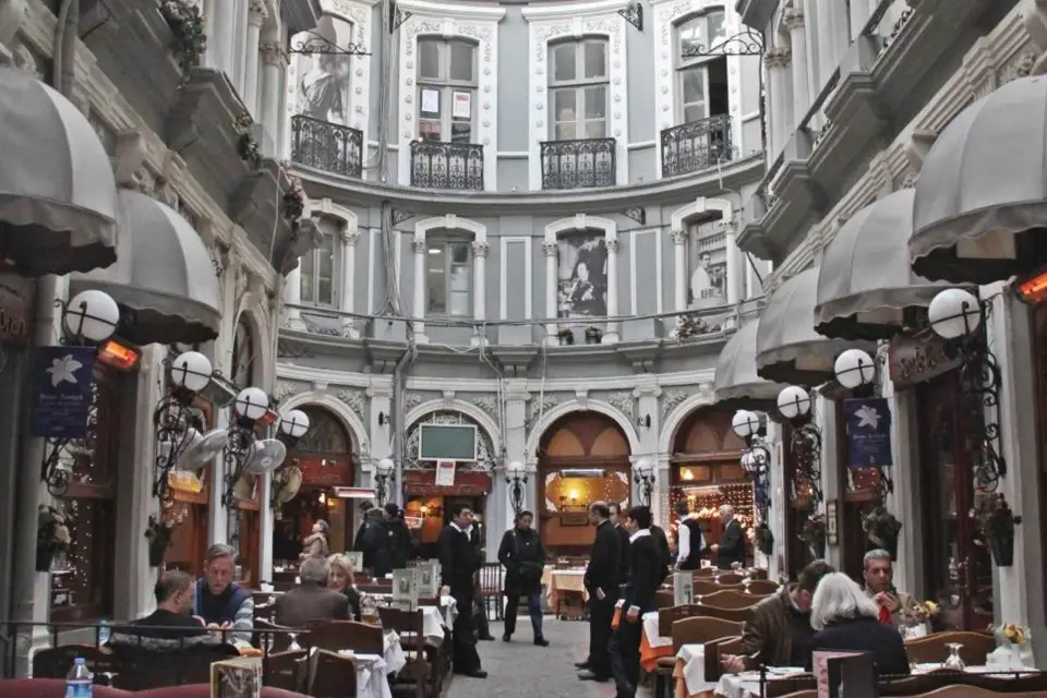 Cenar a la turca