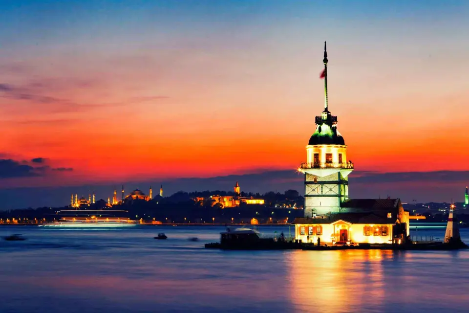 Estambul: Crucero por el Bósforo y el Cuerno de Oro al atardecer