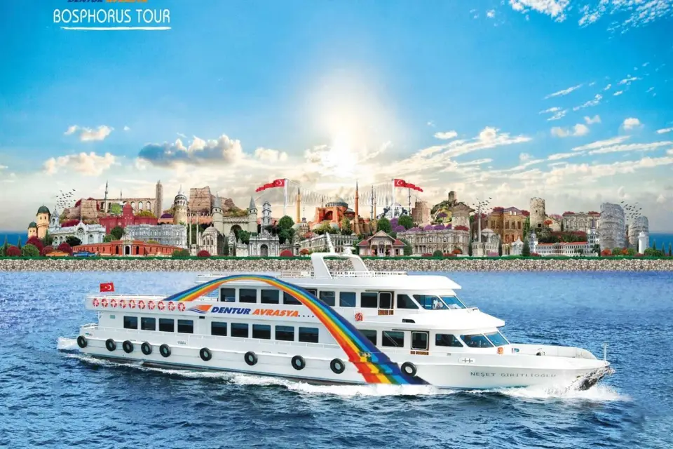 Estambul: Crucero por el Bósforo desde Europa o Asia y audioguía