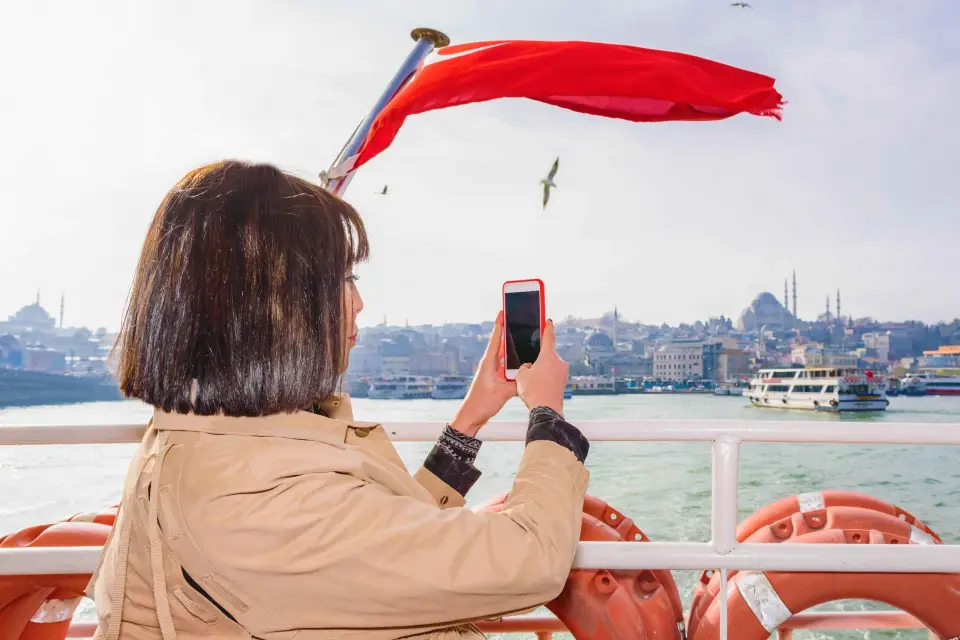 Estambul: Crucero turístico guiado por el Bósforo