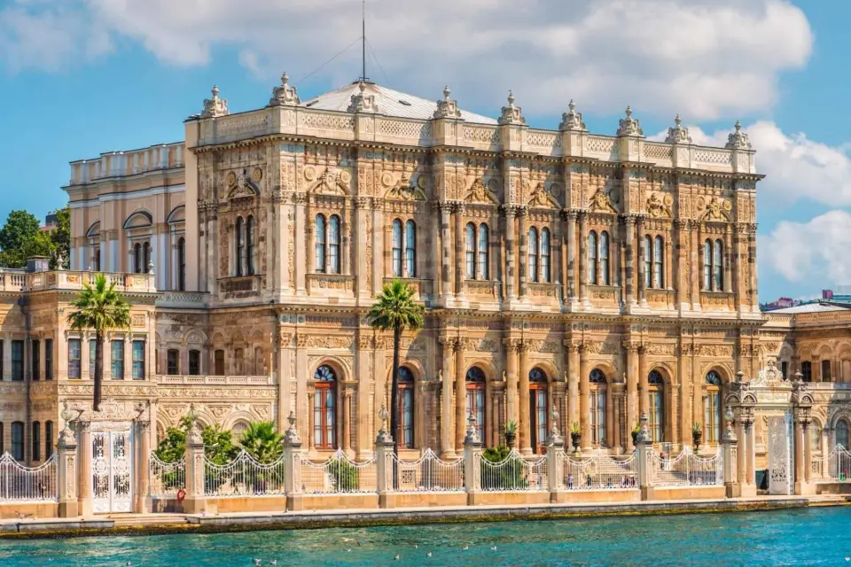 Estambul: Entrada sin colas al Palacio y Harén de Dolmabahce