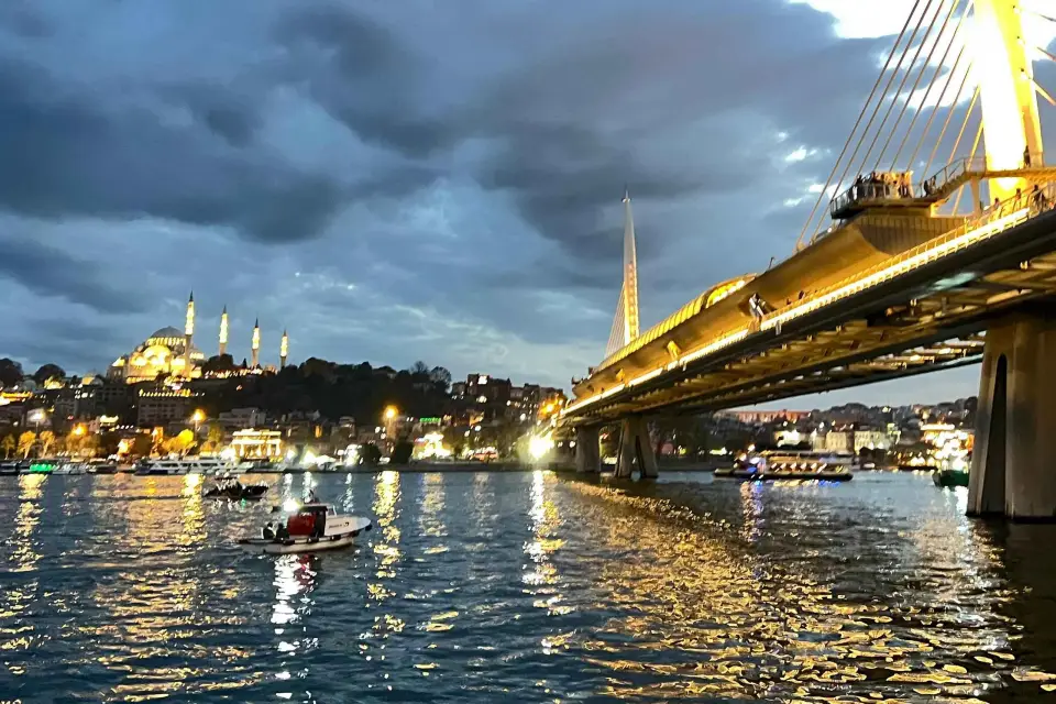 Escala Tour privado guiado por la ciudad de Estambul con traslados