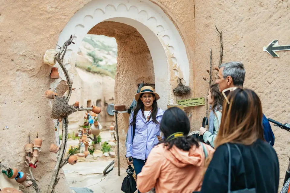 Estambul: Excursión de 2 días a Capadocia con vuelos y hotel en una cueva