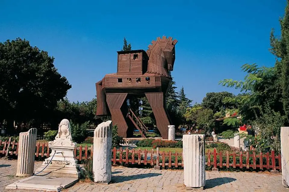 Desde Estambul: Excursión de 2 días a Troya y Galípoli