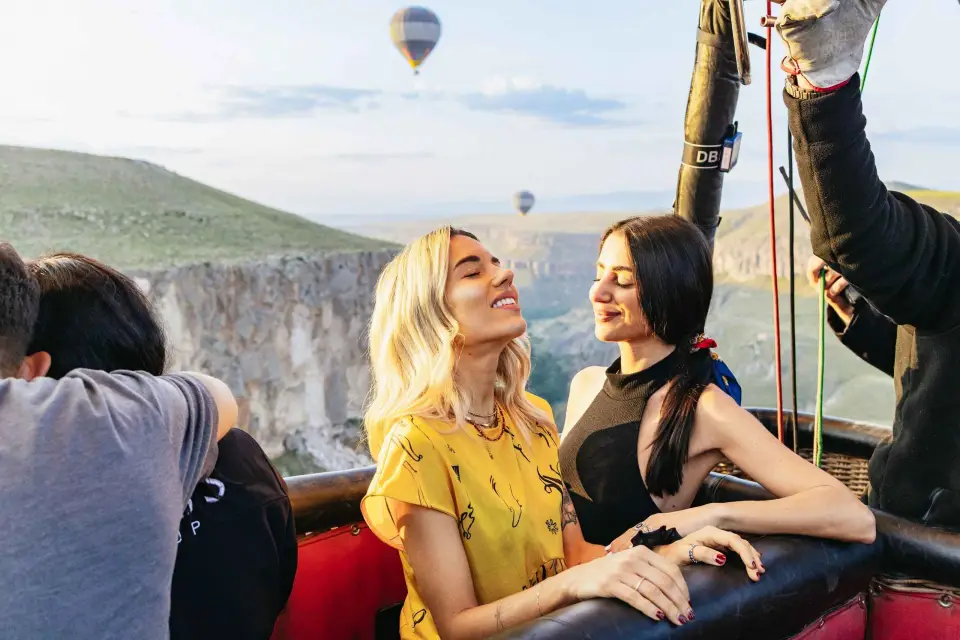 Desde Estambul: Excursión de 3 días a Capadocia con Viaje en Globo