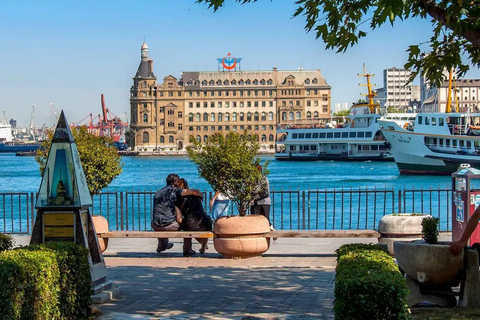 Estambul: Recorrido por el lado asiático Uskudar y Kadiköy con almuerzo