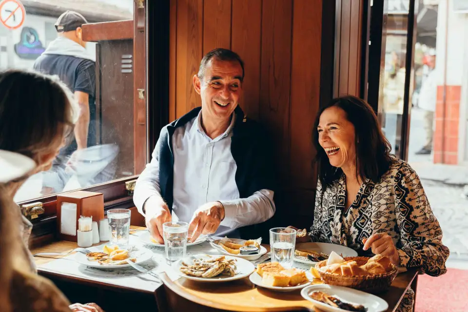 Estambul: Ruta Privada del Vino, la Comida y el Barrio Otomano