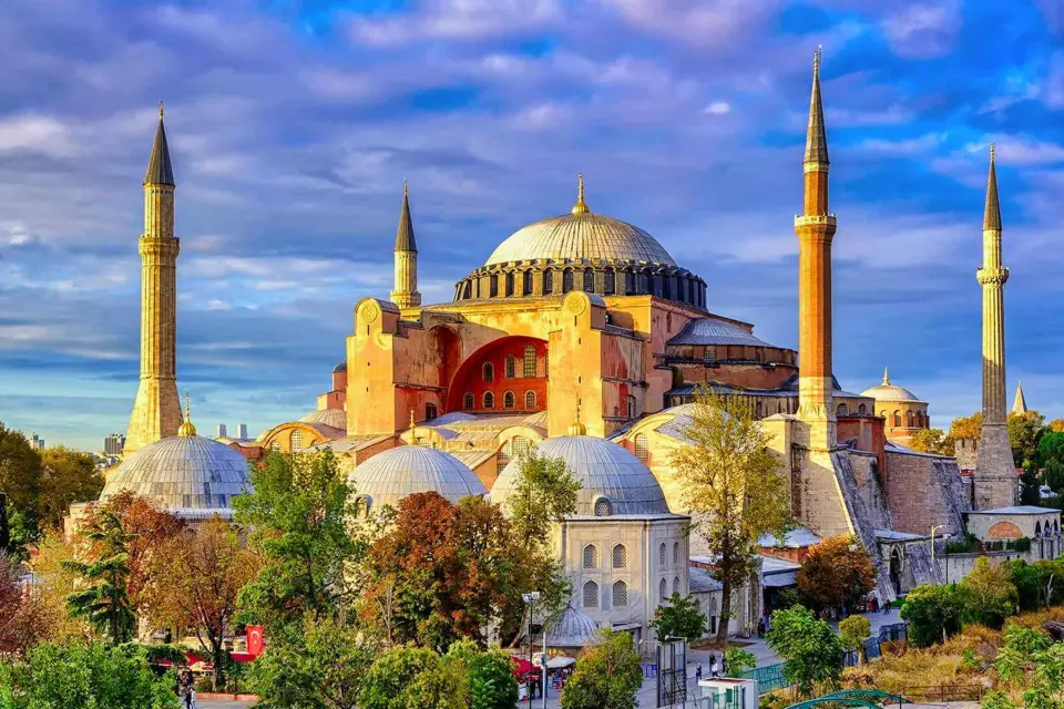 Estambul: Tour de la ciudad vieja y crucero de lujo por el Bósforo al atardecer