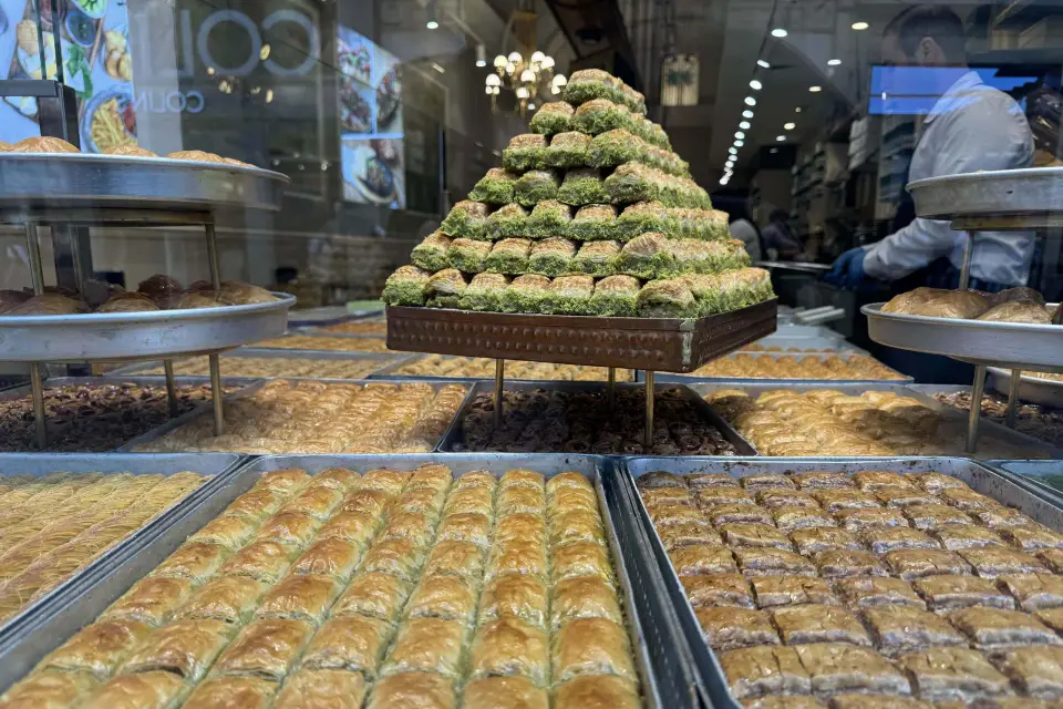 Estambul: Tour de degustación de comida en la calle Istiklal /con guía privado
