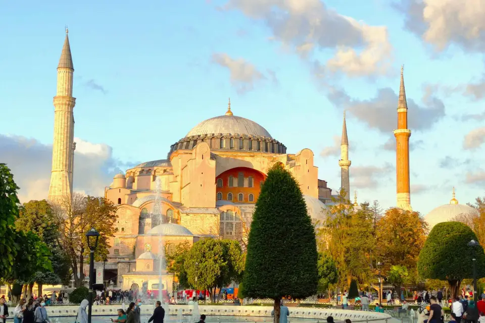 Estambul: tour guiado por la ciudad vieja y crucero por el Bósforo al atardecer