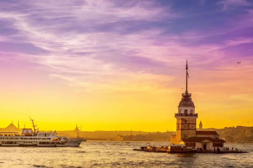 Estambul: tour de medio día y crucero por el Bósforo