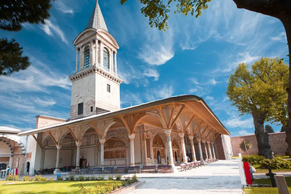 Tour a pie de Estambul en grupo reducido de un día completo