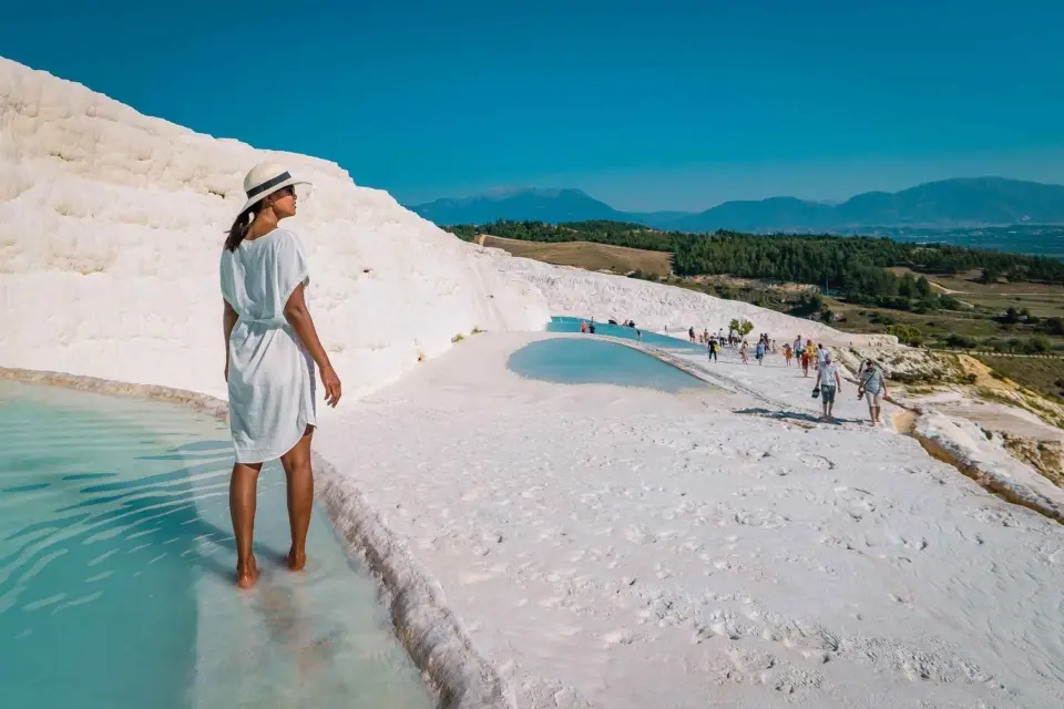 Desde Estambul: Tour privado de un día por Pamukkale y Hierápolis