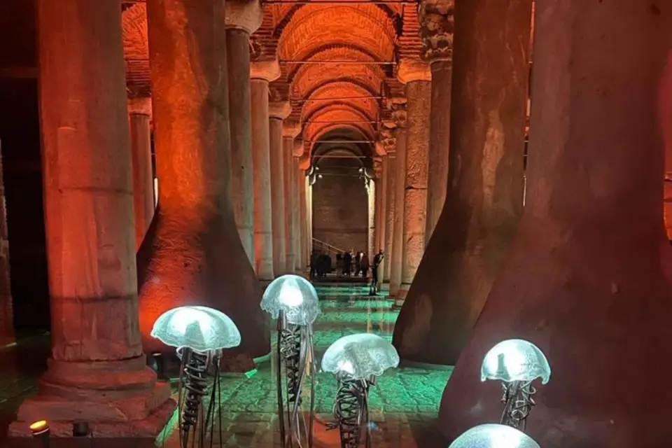 Estambul: Visita combinada de la Cisterna Basílica y el Palacio de Dolmabahce