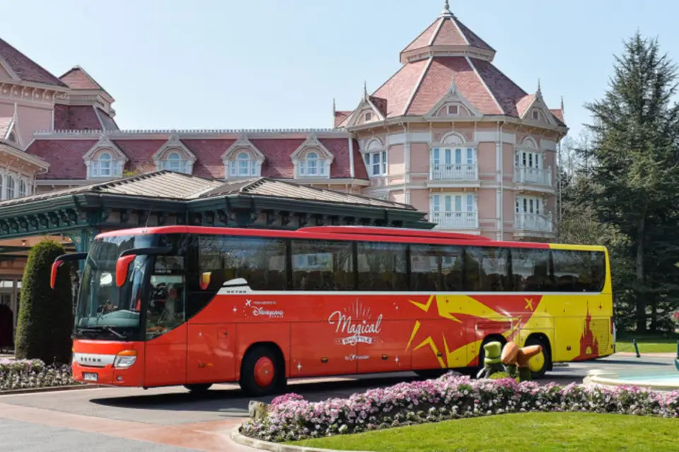 Autobús entre los aeropuertos de Orly o Charles de Gaulle y Disneyland