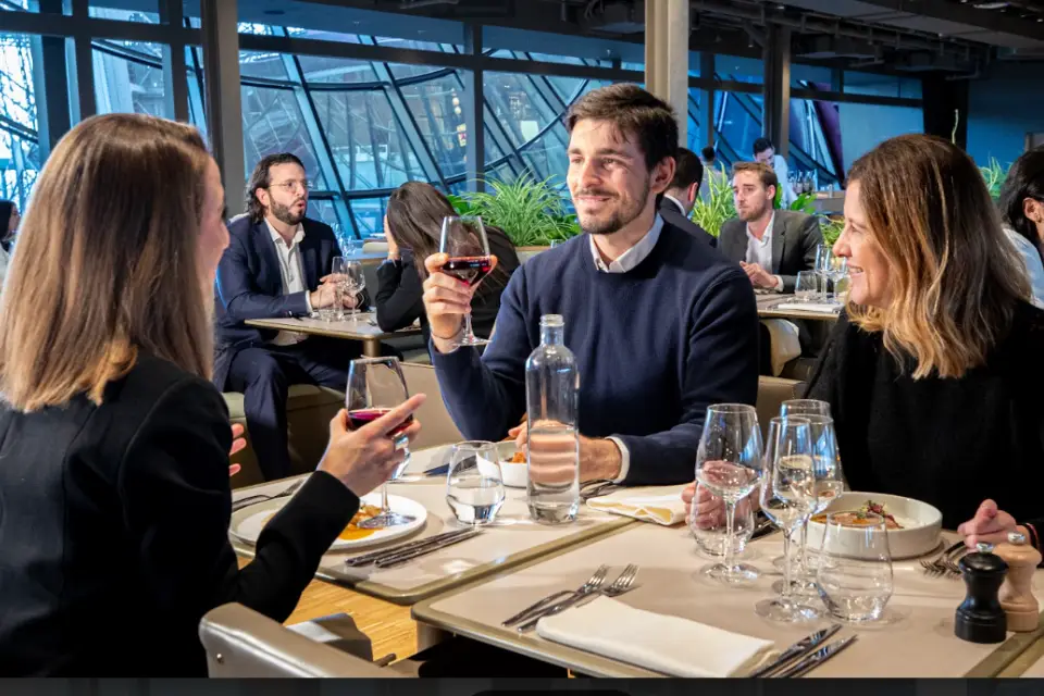 Comida en Madame Brasserie, el restaurante de la Torre Eiffel