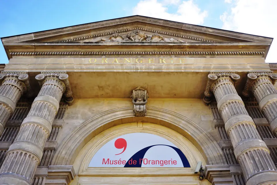 Entrada al Museo de la Orangerie