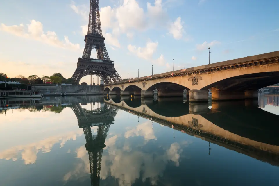 Entrada a la Torre Eiffel + Crucero por el Sena