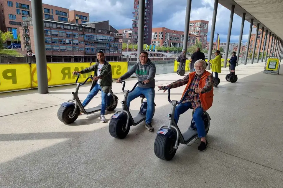2 Horas Hamburgo E-scooter Tour