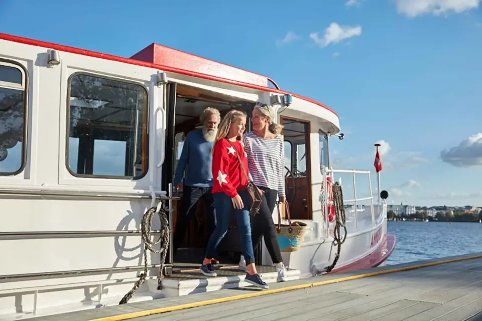 Hamburgo: Crucero Hop on Hop Off por el río Alster