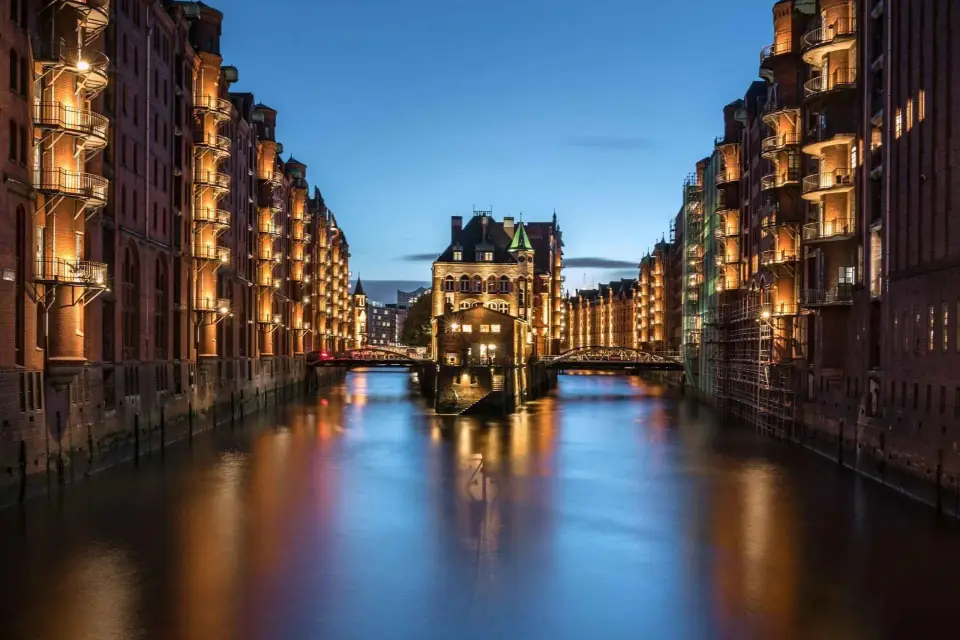 Hamburgo: Speicherstadt & Hafencity Audioguía Autoguiada