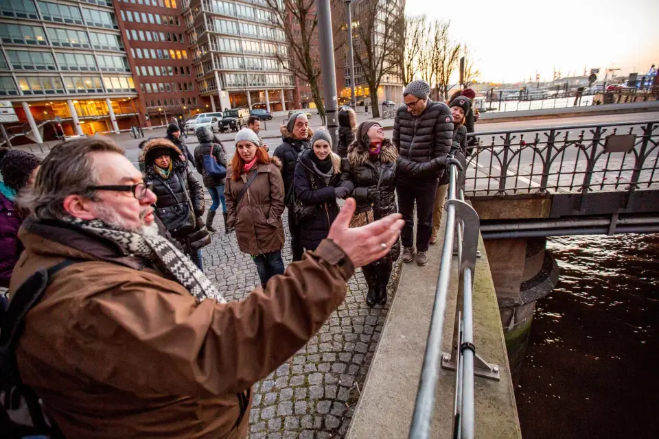 Hamburgo: tour de 2 horas por Speicherstadt y HafenCity