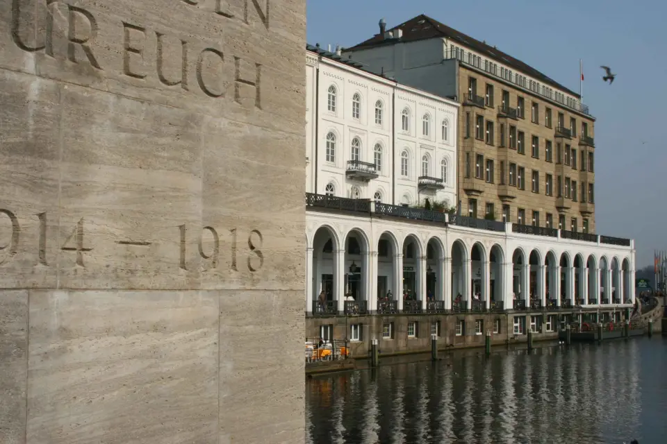 Hamburgo: Tour a pie guiado