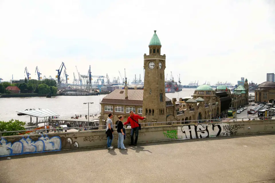 Hamburgo: Tour privado Puerto, Iglesia de San Miguel y Ayuntamiento