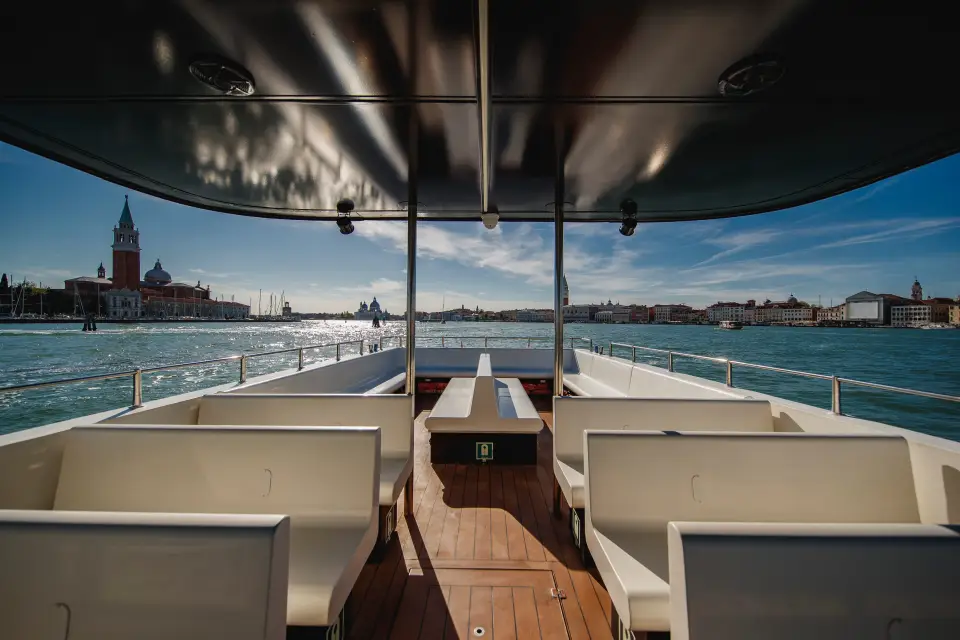 Barco turístico de Venecia, Murano, Burano y Torcello