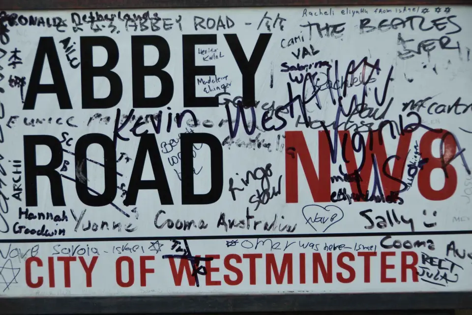 Los Beatles Fab 4 Historia Mágica Taxi Tour