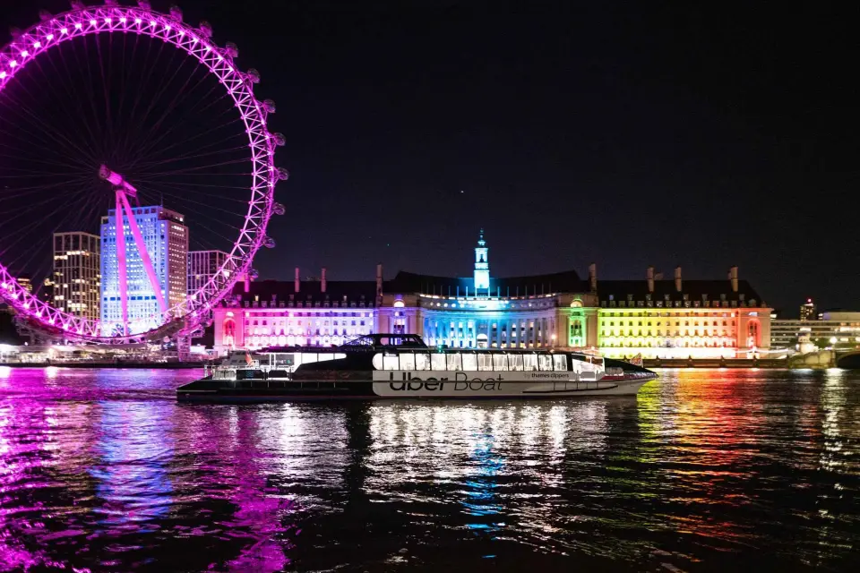 Londres: Billete sencillo de Uber Boat by Thames Clippers por el río