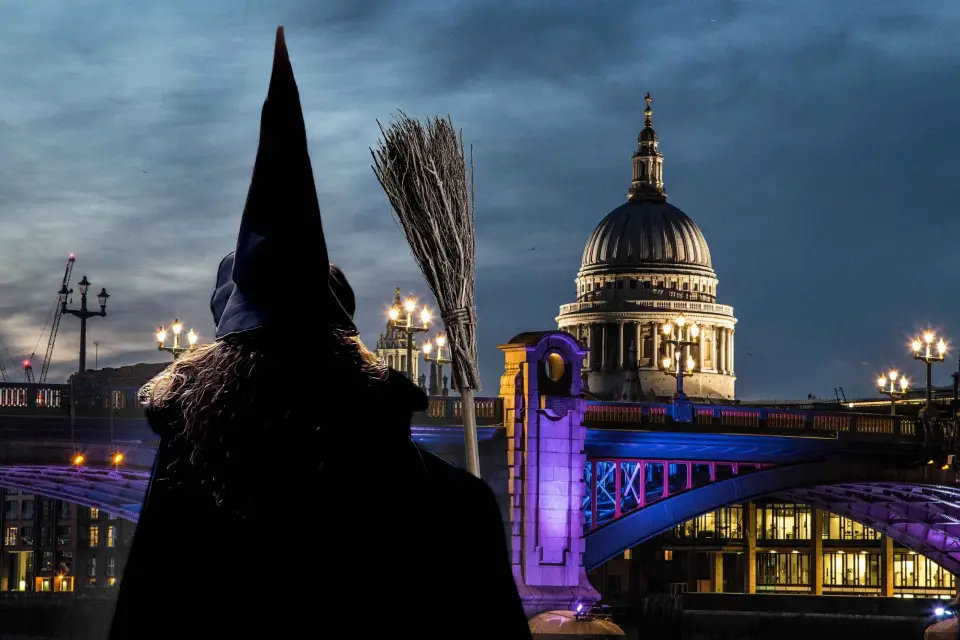 Londres: Brujas e Historia Tour a pie por Bankside