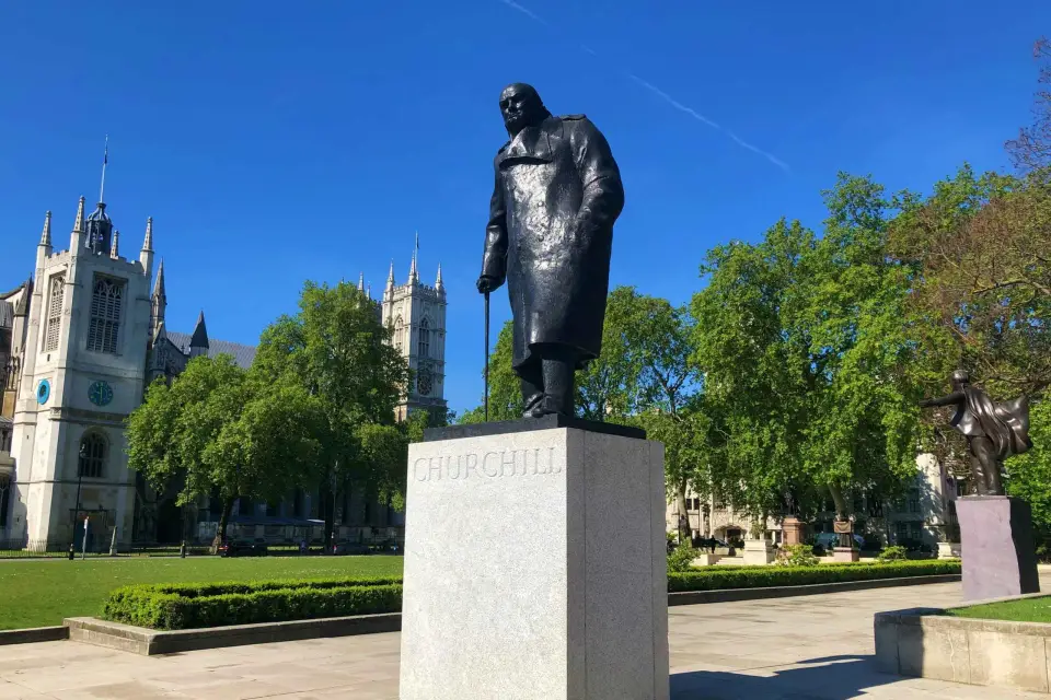 Londres: Churchill War Rooms y WW2 Westminster Tour privado