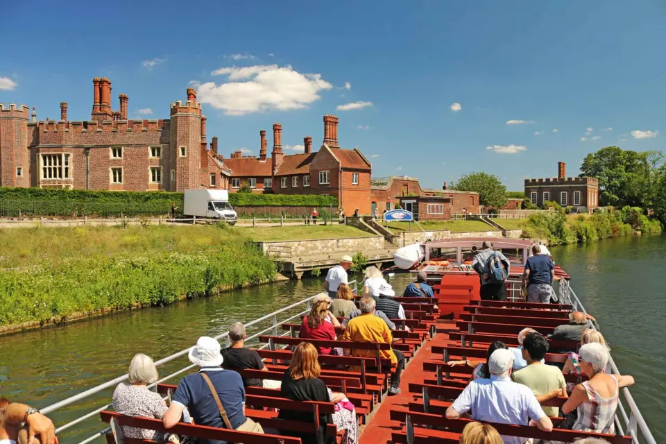 Londres: Crucero por el Támesis de Westminster a Hampton Court