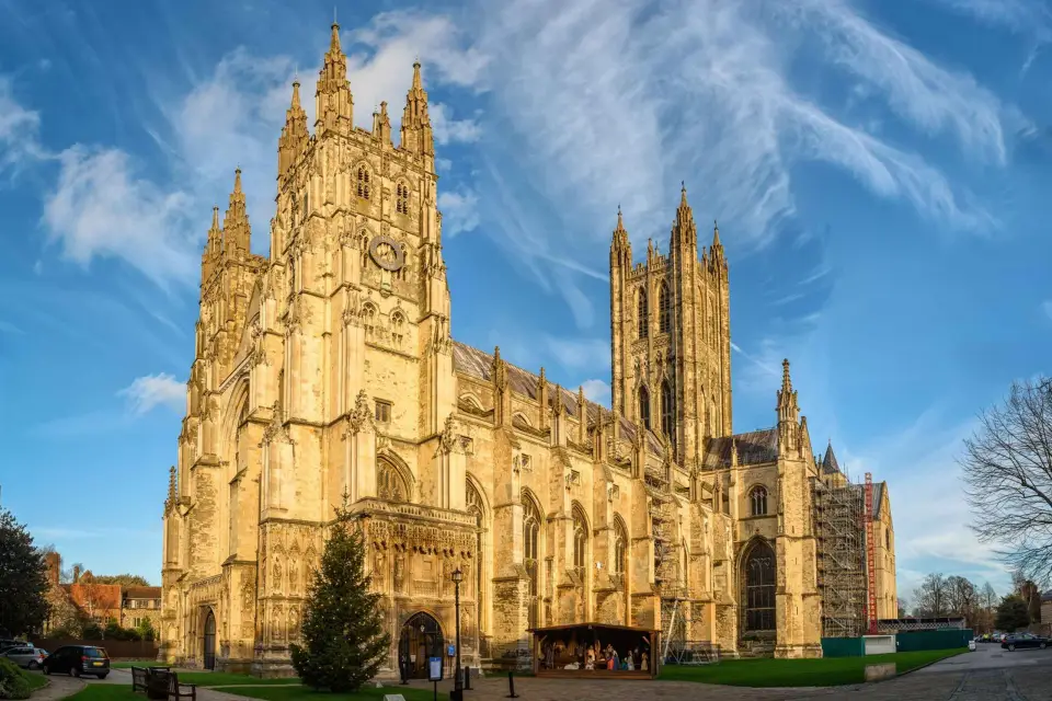 Desde Londres: Excursión de un día a Canterbury, Dover y los pueblos de Kent
