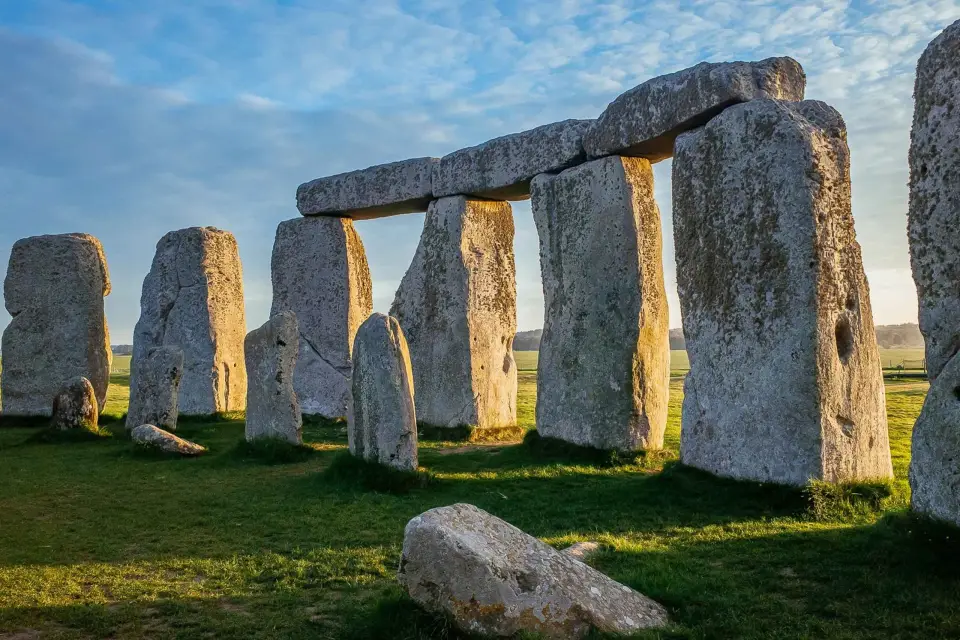 Desde Londres: Excursión de un día a Stonehenge y Bath con Sitio Secreto