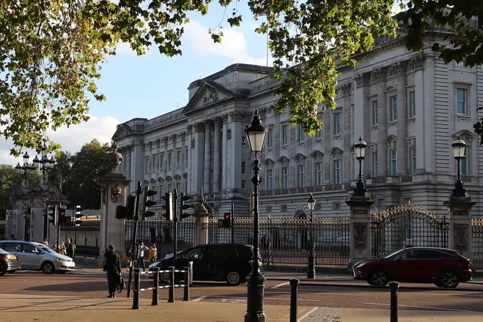 Londres: Paseo por los Tres Palacios y Té en el Palacio de Kensington