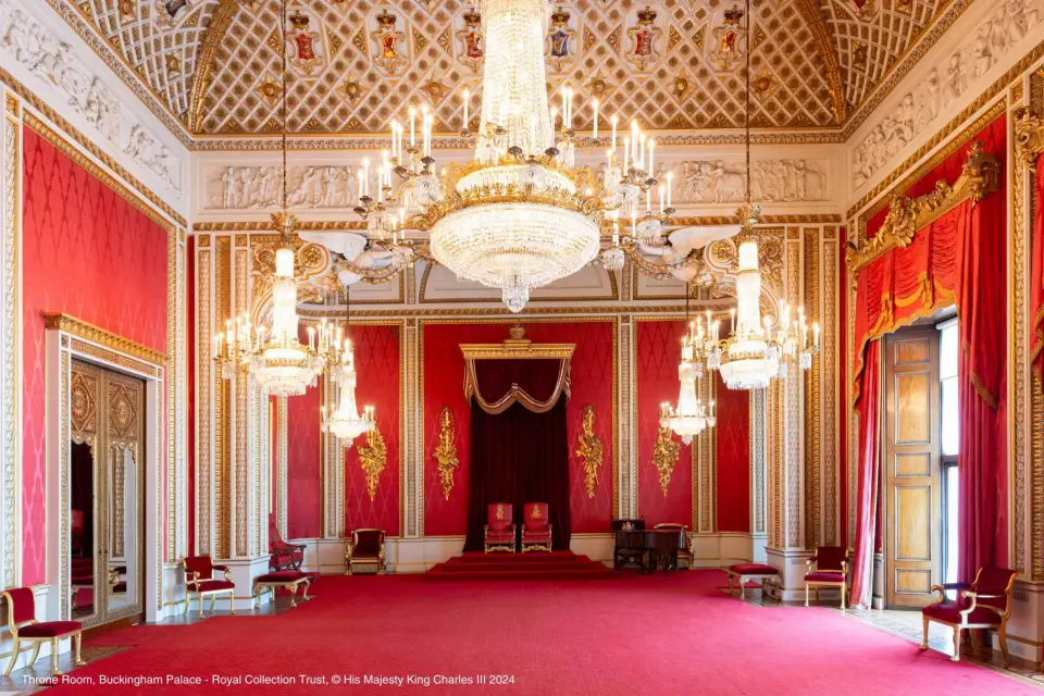 Londres: Salas de Estado del Palacio de Buckingham y tour a pie real
