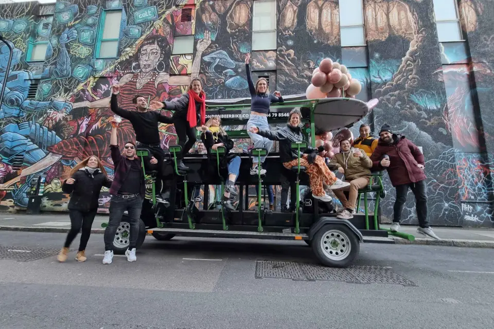 Londres: Tour Privado en Bicicleta por la Cerveza con Bebidas Ilimitadas