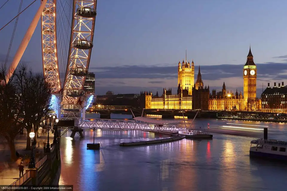 Visita a Londres y Almuerzo en Crucero el Día de Navidad