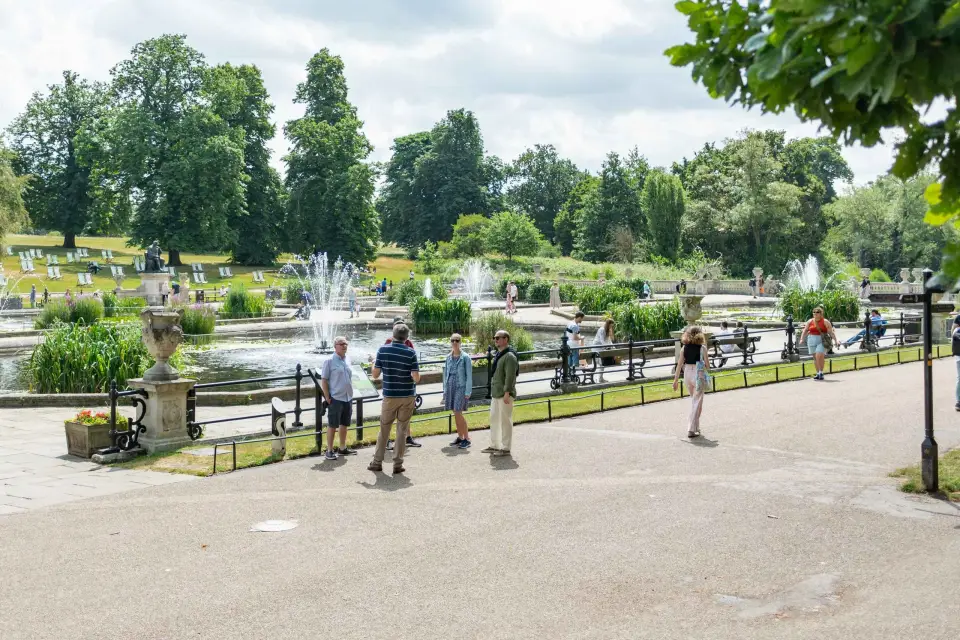 Londres: Visita a los Jardines del Palacio de Kensington con High Tea Real
