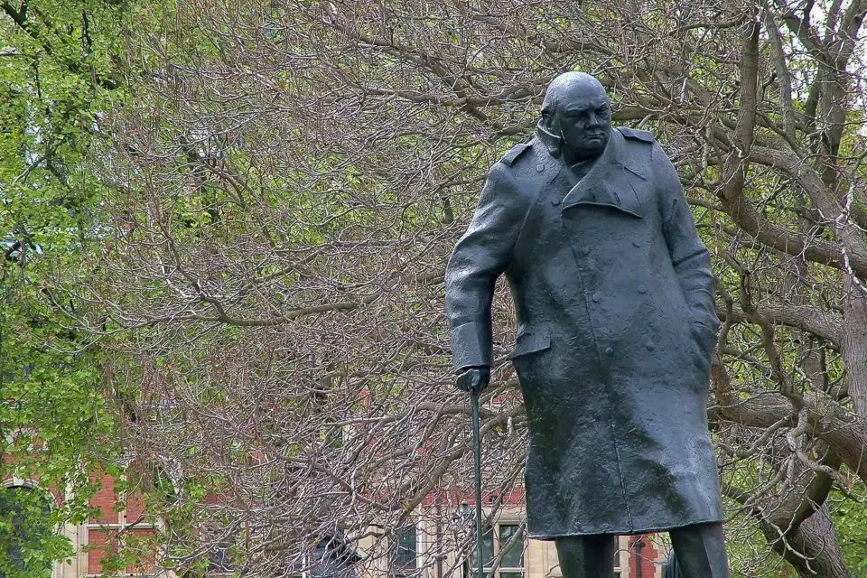 Londres: Visita a pie a Winston Churchill con entrada a las Salas de Guerra